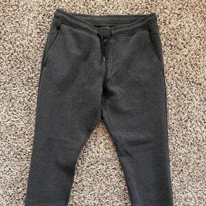 American Eagle Grey Sweatpants | Streetwear Style | Comfortable Casual